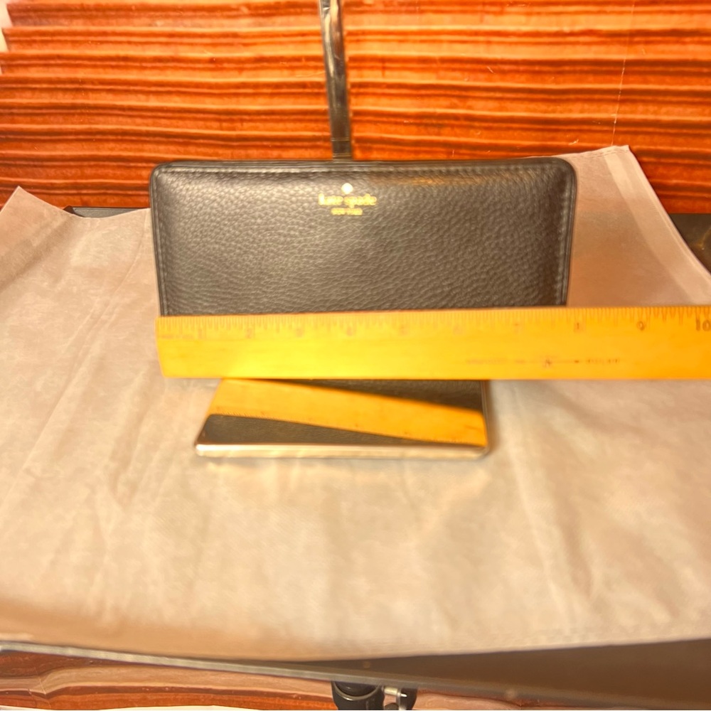 Kate Spade Black Pebbled Leather Long Wallet, snap close, 18 cc slots, 1 ID slot - Picture 12 of 15